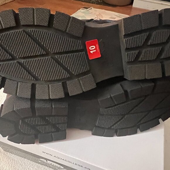 AQUACOLLEGE PIPPA NWT Waterproof Combat Boots with Side Zipper and Laces Size 10 - Picture 6 of 6